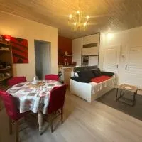 Ravissant T2, Cl 3 étoiles, 3 pers et 1 enf , 3 lits, parking et patio, hotel Saint-Severben