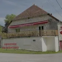 Auberge du Comtois, Hotel in Pont-dʼHéry