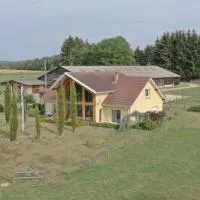 Au Domaine du Cerf, hotell i Vyans