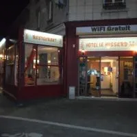 Hôtel Le Hussard, hotelli kohteessa Alençon