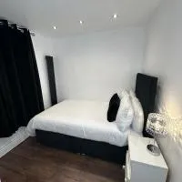 Two Bedrooms Bungalow Garden Lodge, hotell sihtkohas Aveley