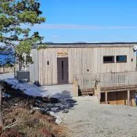 Large modern cabin with a spectacular view! – hotel w mieście Grønningen