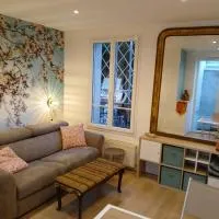 Charming 2 rooms 2 pas RER B Laplace 15 min Paris, hotell sihtkohas Arcueil