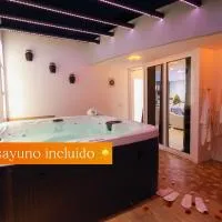 Espectacular y Moderno Apartamento con Jacuzzi a 15 min en vehiculo del Zocalo de Oaxaca, hotelli kohteessa Oaxaca City
