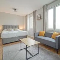 Hotel Trianon Saint Ouen, hotel v mestu Saint-Ouen