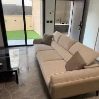 אחוזת בר אילן עם גקוזי יש בדירה ממד，Qiryat Motzkin的飯店