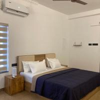 The Golden, Apartrooms, hotel near Thiruvananthapuram International Airport - TRV, Trivandrum