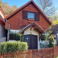 Garden Cottage Zebegény, отель в городе Зебегень