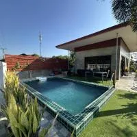 Boriphat Home, hotel i Ban Mae Ngon