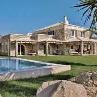 villa Armonia with heating pool -Pitsidia, Matala, Kalamaki, hotel di Pitsidia