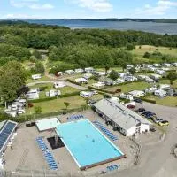 First Camp Frigård Camping & Cottages: Kruså şehrinde bir otel
