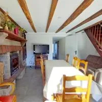 Gite agréable en Creuse، فندق في Saint-Georges-la-Pouge