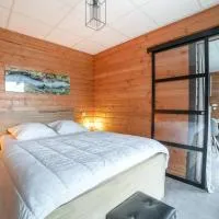 Chalet charmant à Saint-Sylvestre avec jardin 32 m², hotel u gradu 'Saint-Sylvestre'