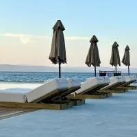 Hotel Angels, готель у місті Мітімна