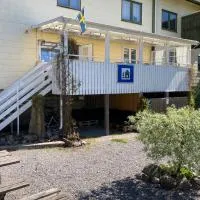 Kustnära Vandrarhem, hotel a Hamburgsund