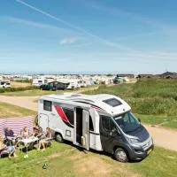 First Camp Lakolk Strand Camping、Lakolkのホテル