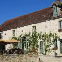 Les Deux Ponts, hotel a Pierre-Perthuis