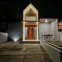 Bagam में, होटल 3 Bedroom House Near Grand Batam Mall