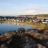 Hedvig Guesthouse โรงแรมในBugøynes