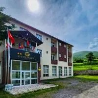 Grand İpekyolu OTEL, hotel a Posof