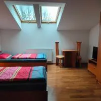 Pokoje Gościnne pod Dębem, hotel di Popielów