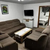 Apartman Ana, hotel di Bjelovar