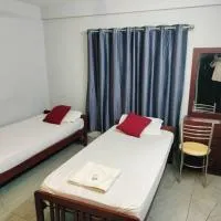 Everest lodge, hotel di Payyannūr