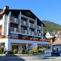 Hotel Restaurant La Furca, готель у місті Дізентіс