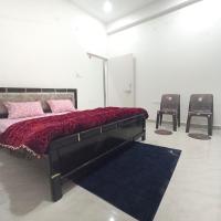 Room 2 in Prayagraj, hotel poblíž Allahabad Airport - IXD, Prayagraj