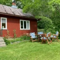 Lilla Halängen cottages, Mormors hus โรงแรมในDalskog