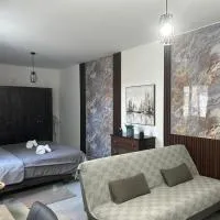 Studio flat 7A، فندق في Hamrun