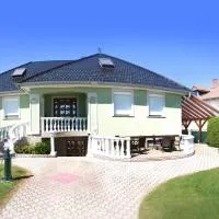 Bo-Ni Vendégház, hôtel à Fertőd