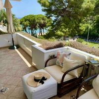 CALA BONA - Beachfront Apartment, hotell Blanesis