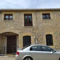 Casa Lucila ,casa rural tres estrellas: Caleruega'da bir otel