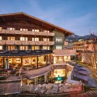 Hotel "Zum Ritter", hotel u gradu 'Tannheim'
