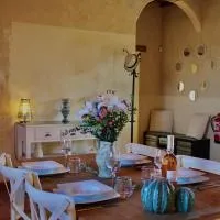 Mas de l'Hermitage โรงแรมในMoulès