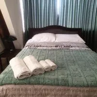 Departamento acogedor de dos habitaciones grandes, מלון בקיטו