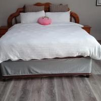 Cathye B&B GUEST HOUSE, hotel near Waterkloof (FAWK) - WKF, Centurion