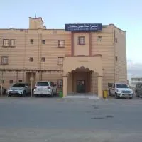 Hotel Ain Safnan Room&Flats فندق عين صفنان غرف&شقق, hotel a Sanāw