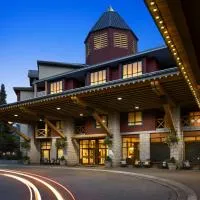 Delta Hotels by Marriott Whistler Village Suites, hotel a Whistler