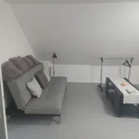 Miklós Magánszállás, hotel u gradu Čerkesele