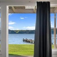 The Middle, Hotel in Rotoiti