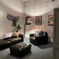 Large Mach Apartment at Pen Y Coed Hall, hotel em Dolgellau