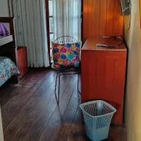 Habitación con baño para dos personas,拉馬約的飯店