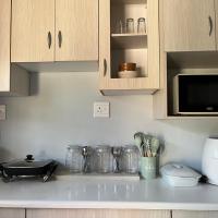 Traveller"s Home!, hotel near Richards Bay Airport - RCB, Richards Bay