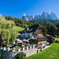Golfhotel Sonne, хотел в Сиуси