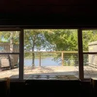 Quiver Beach Cabin, hotell i Havana