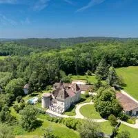 Château de Belet, hotel a Saint-Aquilin