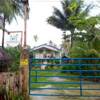 Bayay ni Nanay Bed & Breakfast in Magpupungko Beach Road, hotel v destinácii Pilar