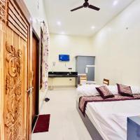 Hotel Central, hotel cerca de Aeropuerto de Nepalganj - KEP, Nānpāra